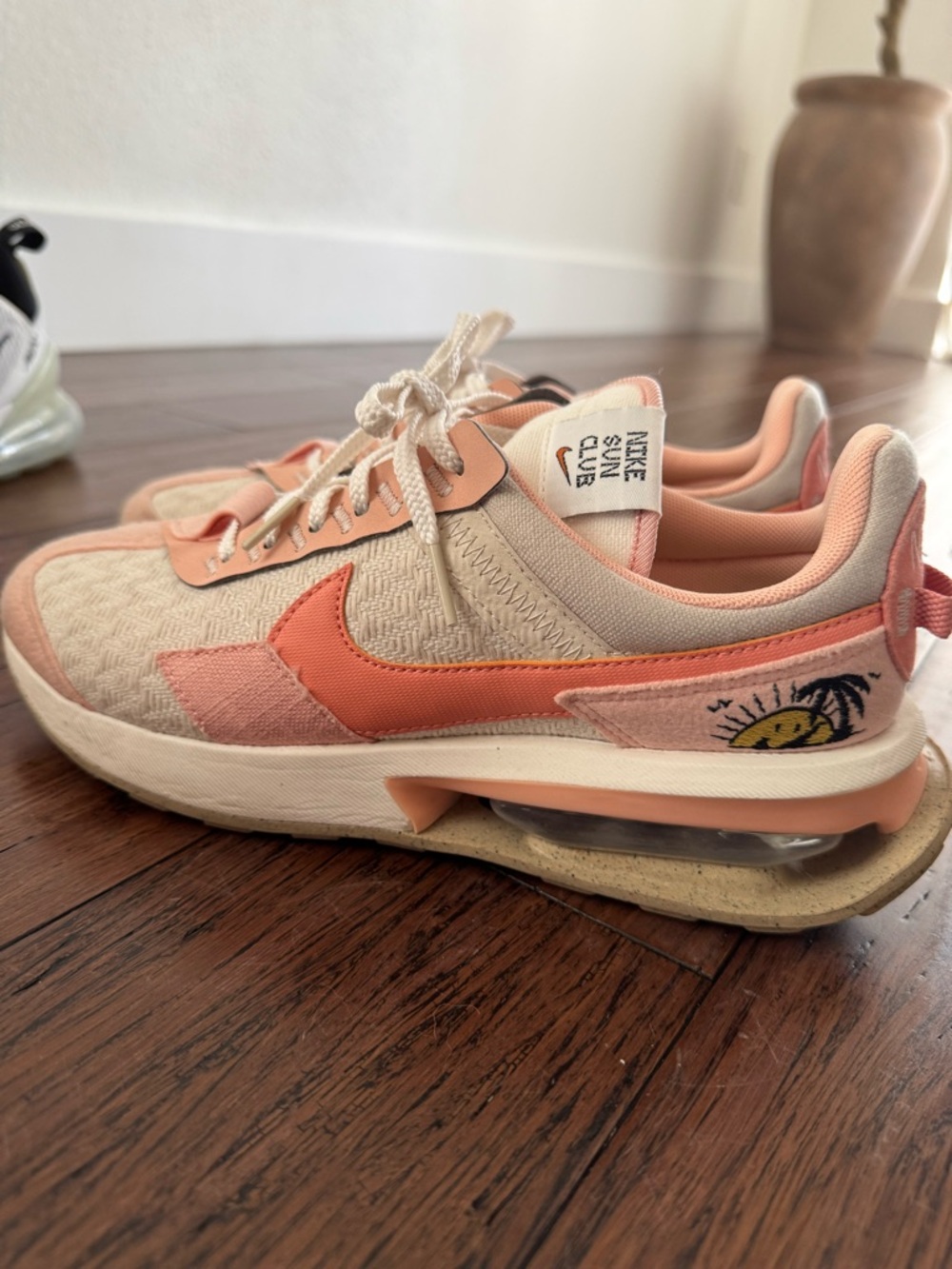 Nike Air Max 270 React “Sun Club” -Sun Club Peach and Beige Low-Top Sneakers